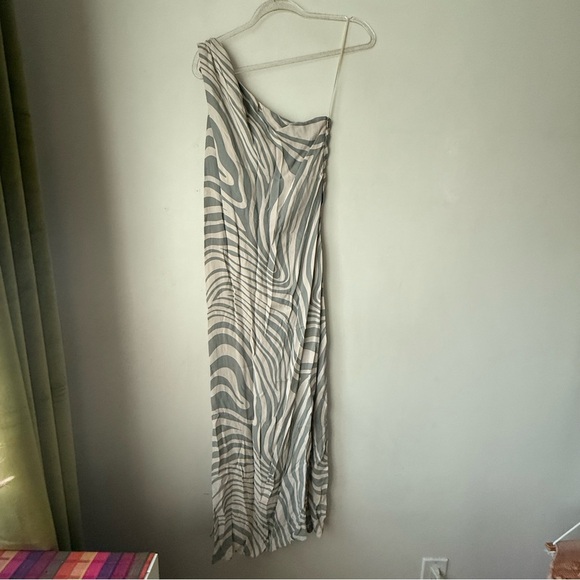 MISA Los Angeles Persephone Gray Abstract Zebra One Shoulder Maxi Dress S - Picture 9 of 9
